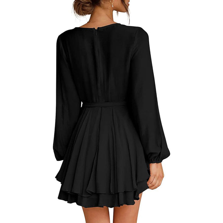 Damen gerafftes Wickelkleid mit tiefem V-Ausschnitt stufigem Volantrock und Bindegürtel – Élara