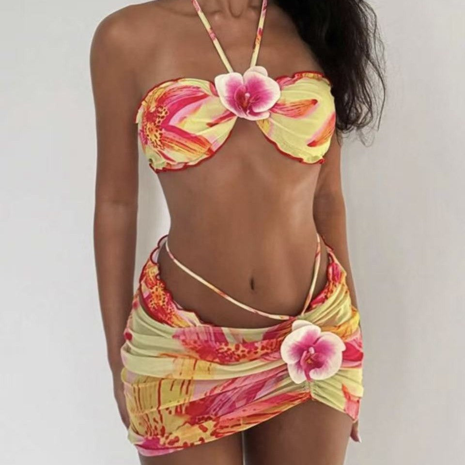 Damen Bikini-Set mit floralem Design und verspieltem Wickelrock Echo Archiv