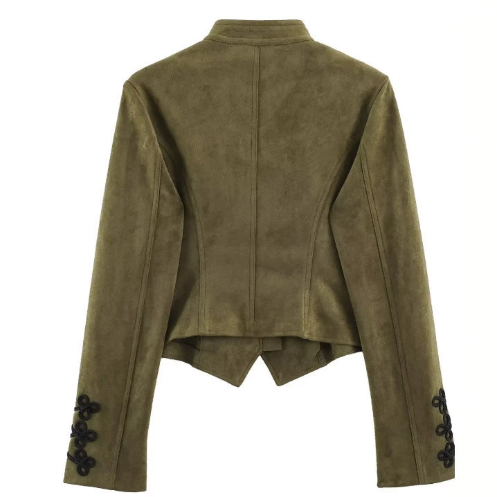 Damen Kurz geschnittene Wildlederjacke im Military‑Look mit Stehkragen und dekorativer Kordelfrosch‑Applikation Echo Archiv