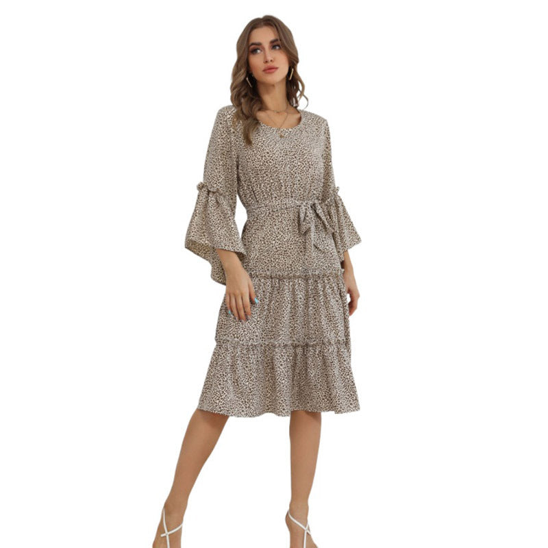 Damen Floral Maxikleid mit Rüschendetails Echo Archiv