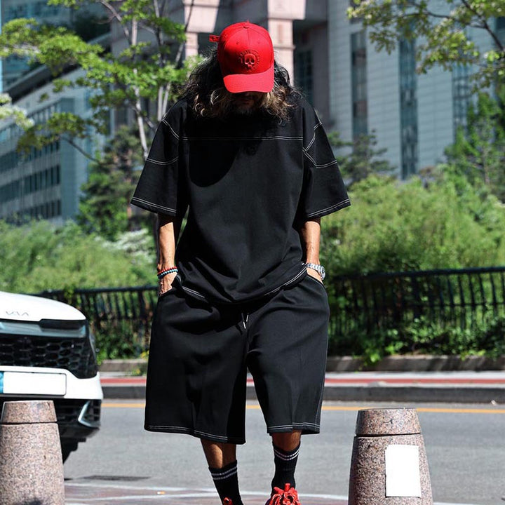 Herren lässiges Kurzarm-T-Shirt mit oversized Schnitt und komfortablen Hosen Echoarchiv