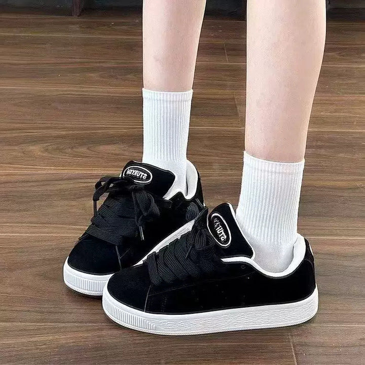 Damen modische Sneaker mit luxuriösem Veloursleder und komfortabler Dämpfung Echo Archiv