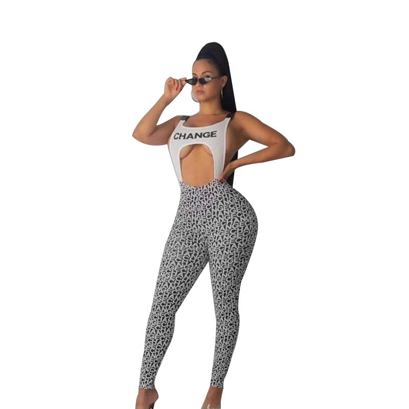 Damen körperbetontes Sport-Outfit mit modischem Print Echo Archiv