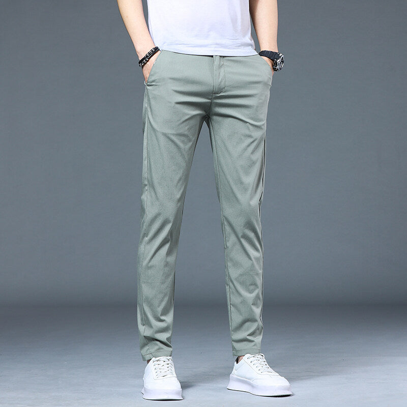 Herren luftige Freizeithosen im modernen Slim-Fit Design Echoarchiv