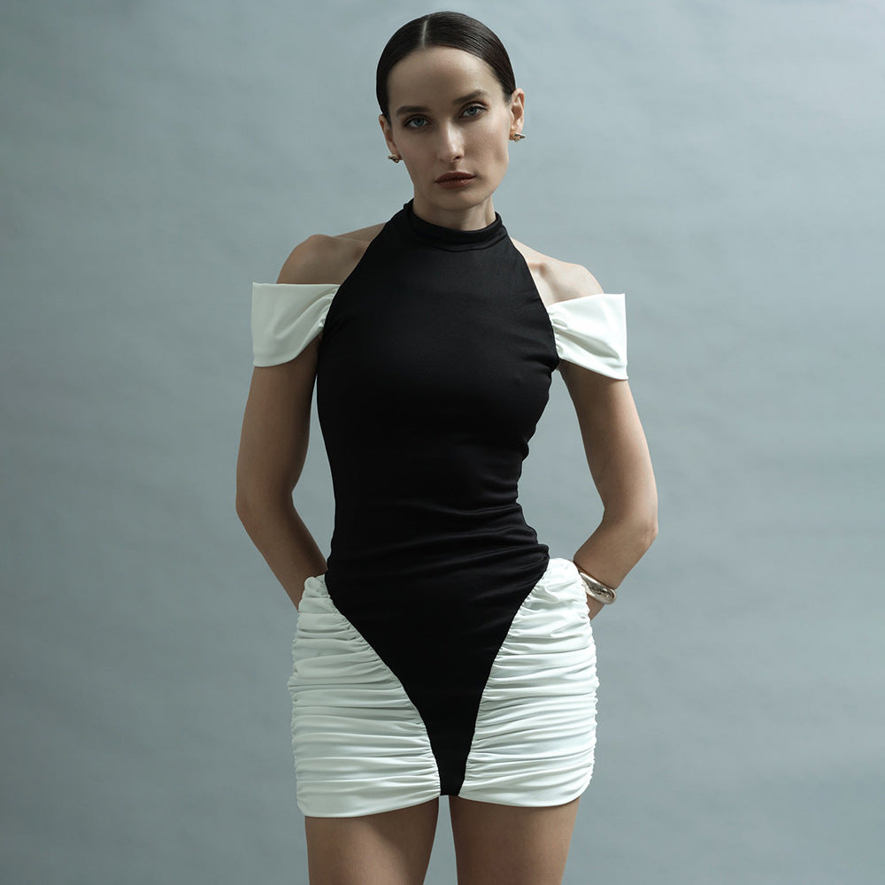 Damen Stilvolles Bodycon-Kleid mit innovativen Rüschendetails Echo Archiv