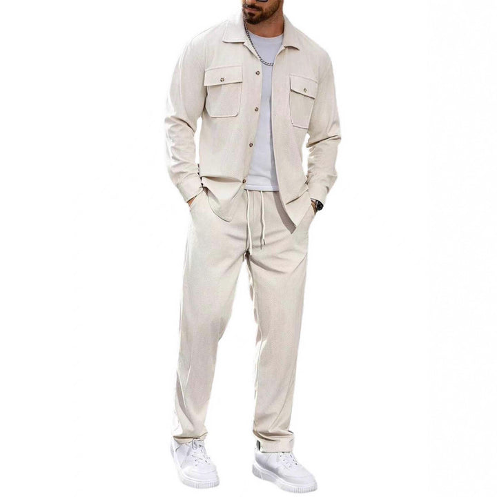 Herren modischer Freizeitanzug mit praktischen Taschen und elastischem Bund Echoarchiv