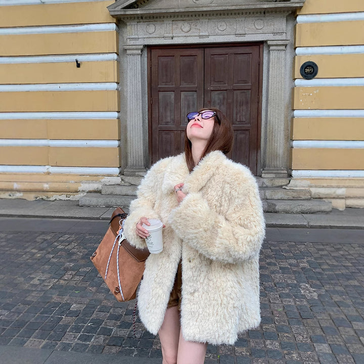 Damen Oversized Kunstfell‑Mantel mit Teddy‑Optik, Stehkragen und Eingrifftaschen Echoarchiv