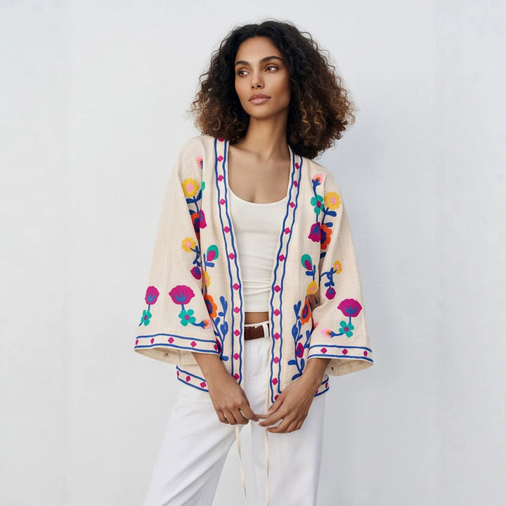 Damen bestickte Leinen‑Überwurfjacke mit folkloristischen Blumenapplikationen Echoarchiv