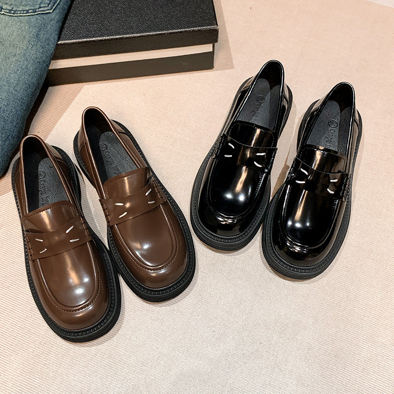 Damen Glänzende Penny‑Loafer im Retro‑Chunky‑Look mit sculpted Plateau‑Sohle Echo Archiv