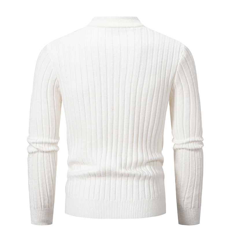 Herren Grobstrickpullover mit modernem Zopfmuster und hohem Kragen Echoarchiv