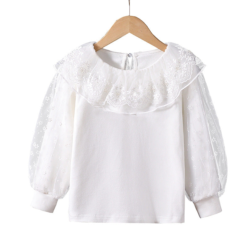 Mädchen Bluse mit floralem Tüllkragen und eleganten Puffärmeln Echo Archiv