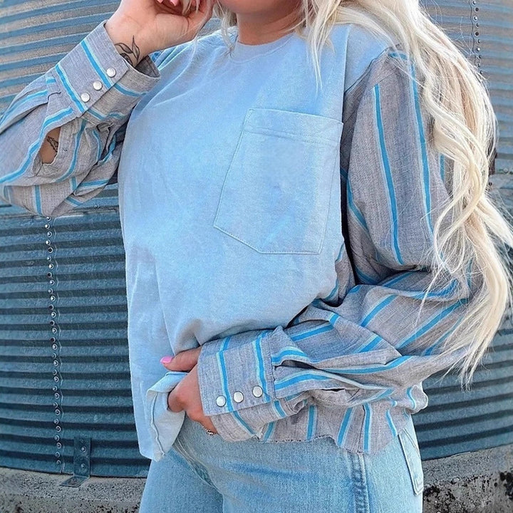 Damen nan Langarmshirt im Lagenlook mit Brusttasche und gestreiften Hemdärmeln Echo Archiv