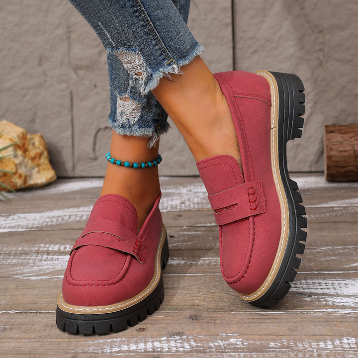 Damen lässiger Chunky-Loafer mit grober Profilsohle gepolstertem Komfortfußbett und dekorativem Steg Echo Archiv