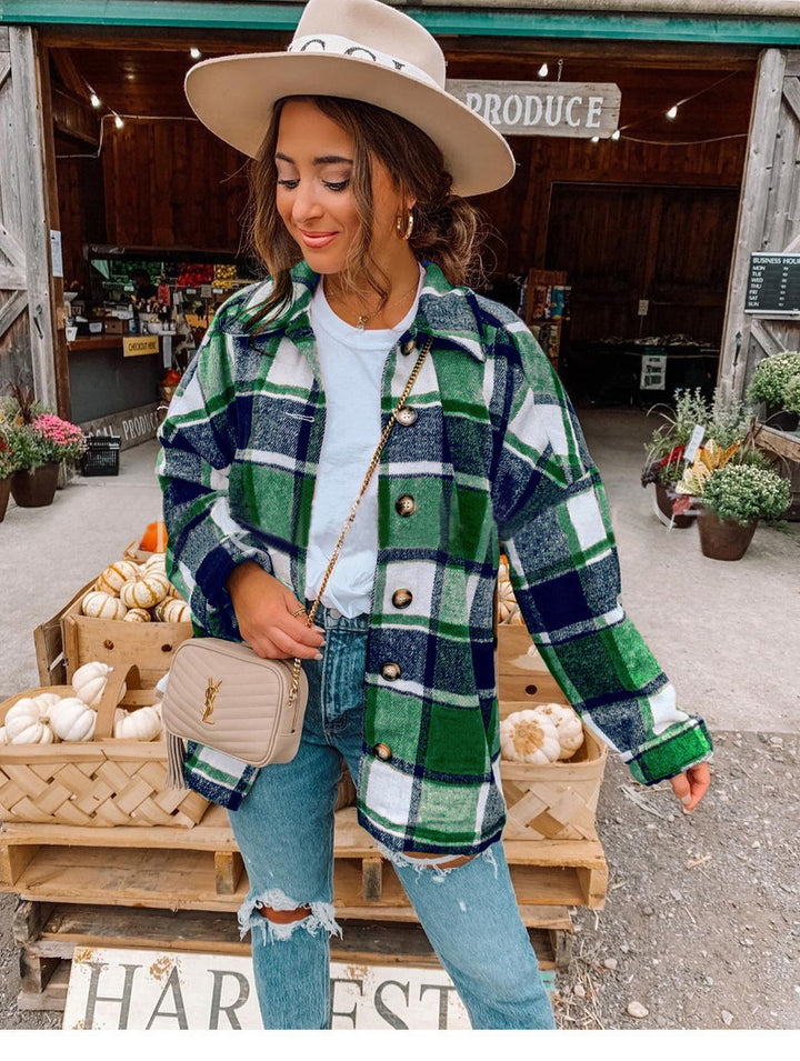 Damen Oversized Kariertes Flanell‑Shacket mit Brusttaschen und Holzknöpfen Echoarchiv