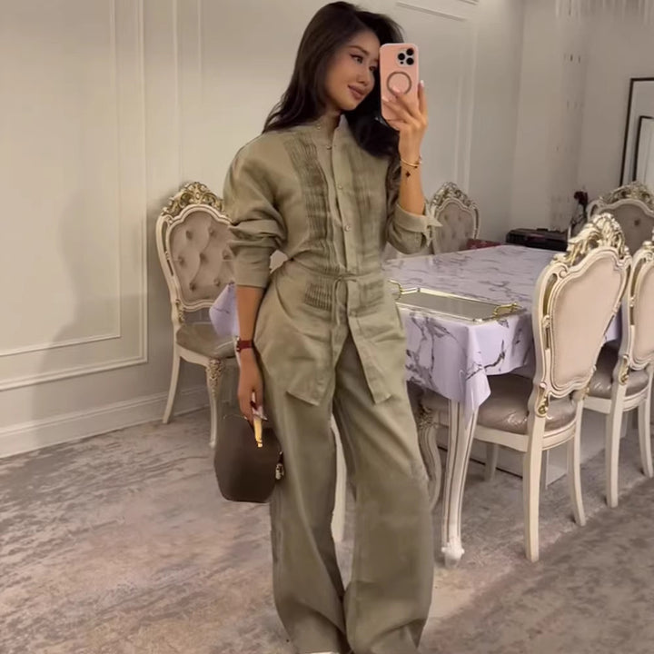 Damen Lange Hemdbluse mit feinen Biesen, Stehkragen und Bindegürtel Echoarchiv