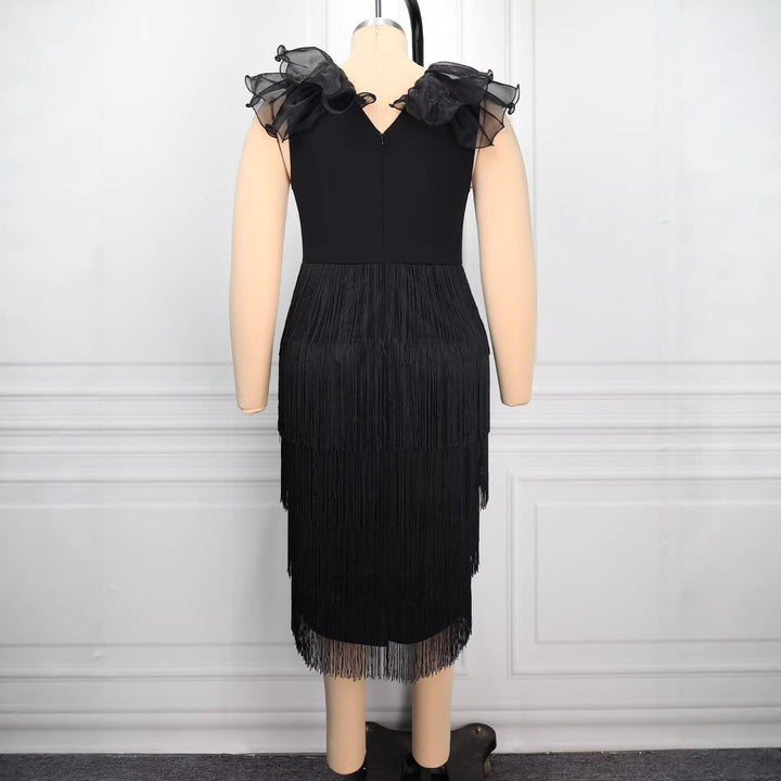 Damen Abendkleid mit voluminösen Rüschendetails und schickem Fransen Echo Archiv