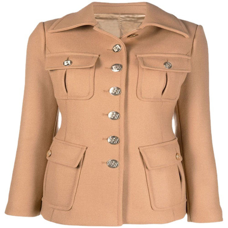 Damen Kurze militärinspirierte Wollmix‑Jacke mit Zierknöpfen Echoarchiv