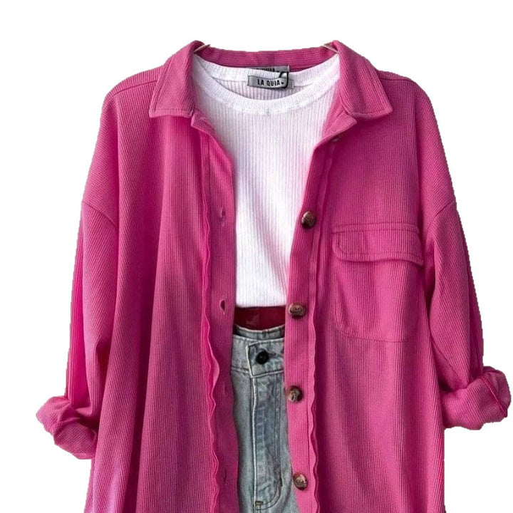 Damen Oversized Cordhemdjacke aus Breitcord mit Brusttasche und Holzknöpfen Echoarchiv