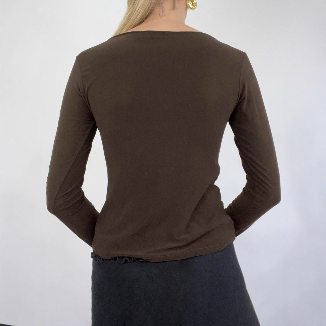 Damen nan figurbetontes Langarmshirt mit Drapé-Vorderteil und gehäkelter Mittelapplikation Echo Archiv