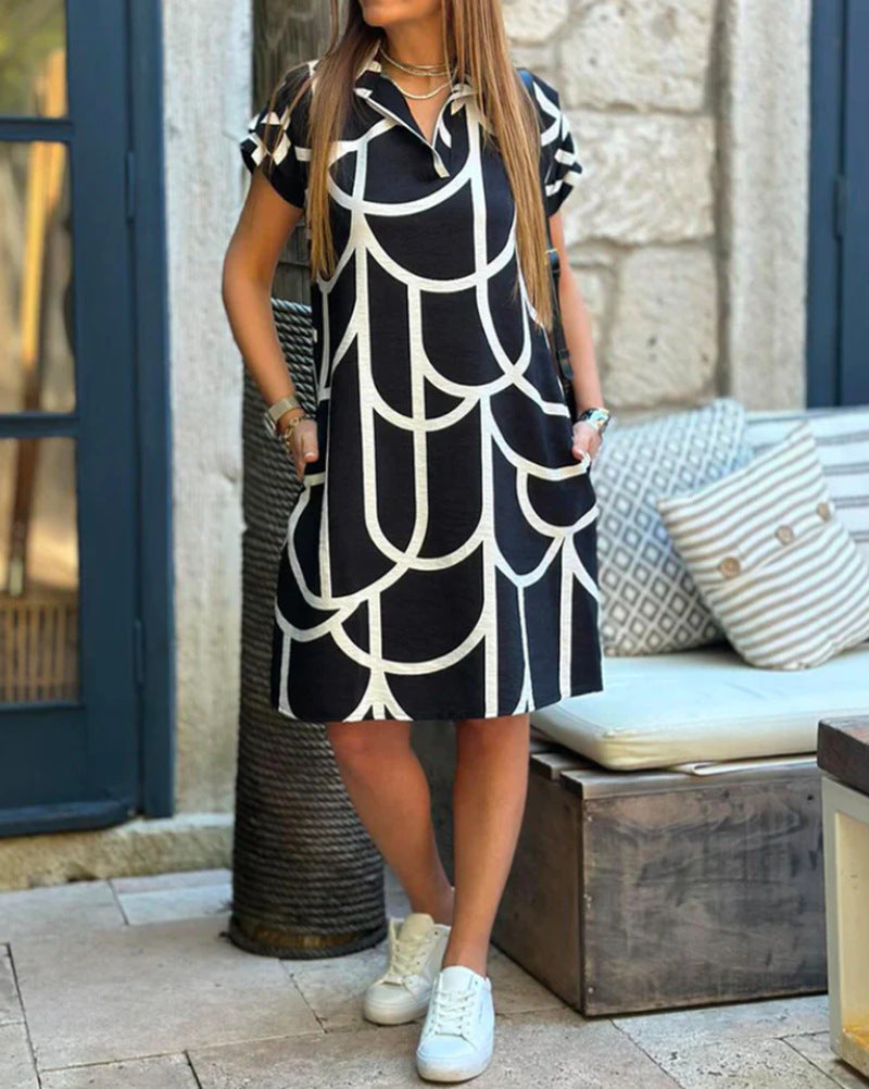 Damen nan geometrisches Shiftkleid mit Polokragen und umgeschlagenen Kurzärmeln Echo Archiv