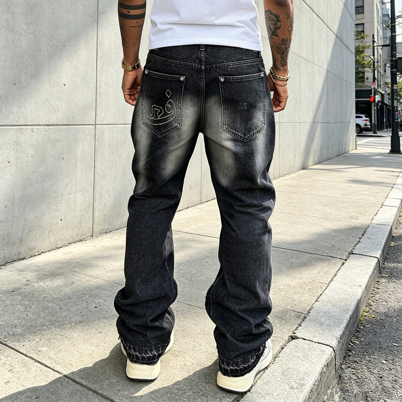 Herren Lässige Denim-Jeans mit Destroyed-Details Echoarchiv