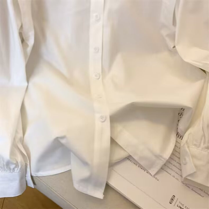 Damen nan Perlenbesetzte Hemdbluse mit Puffärmeln und spitzem Kragen Echo Archiv