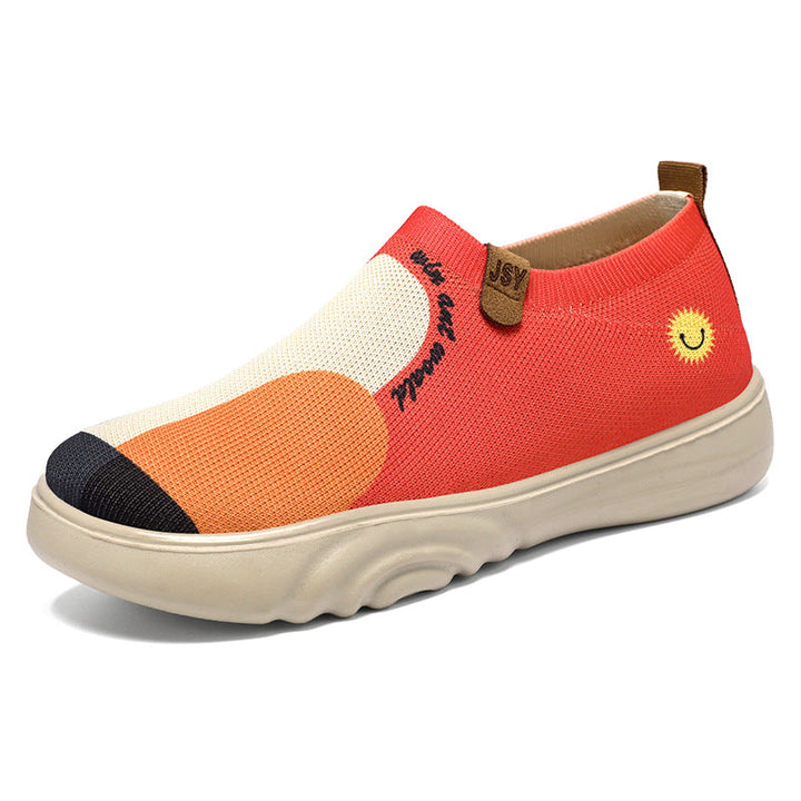 Damen Leichte und elastische Slip-On Sneaker mit kreativen Details Echo Archiv