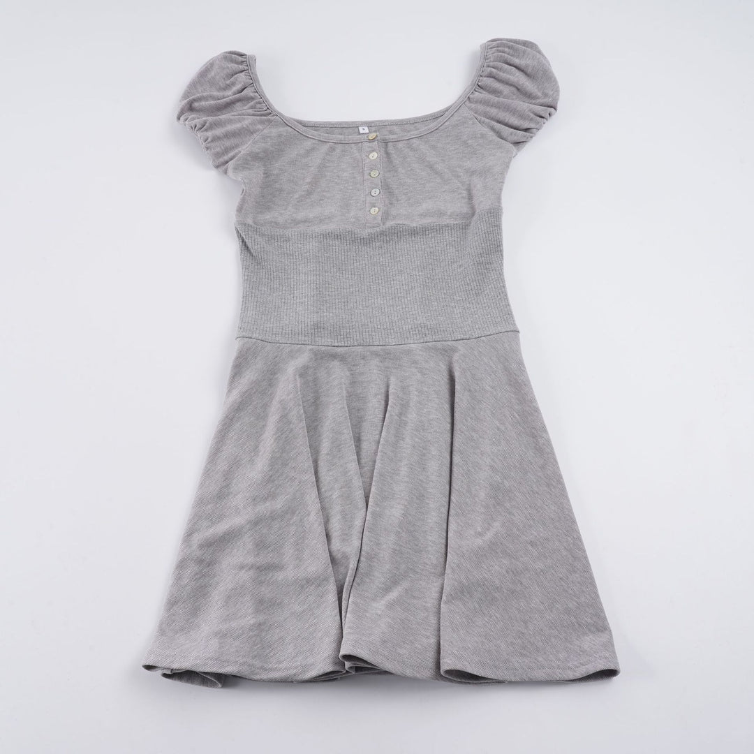 Damen Freizeitkleid mit Puffärmeln und Knopfleiste Echo Archiv