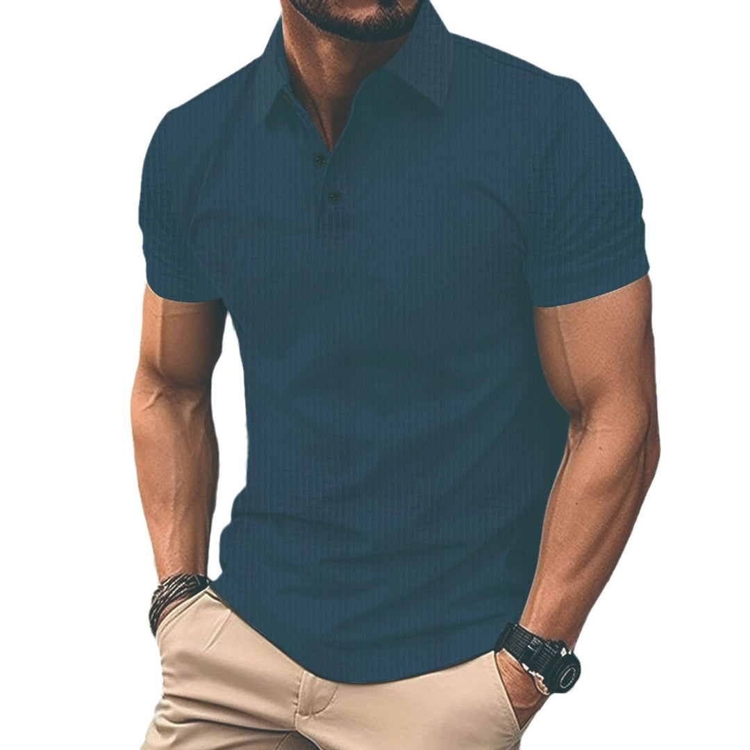 Herren modisches Kurzarm-T-Shirt mit strukturiertem Design und eleganter Knopfleiste Echoarchiv