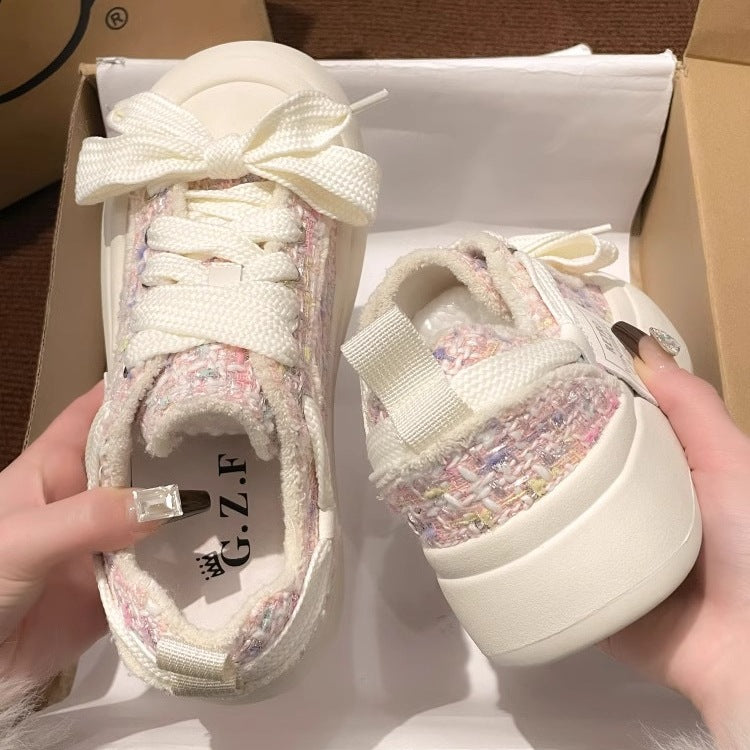 Damen Sneakers mit innovativer transparentem Füllung und modischen Schnür-Details Echo Archiv