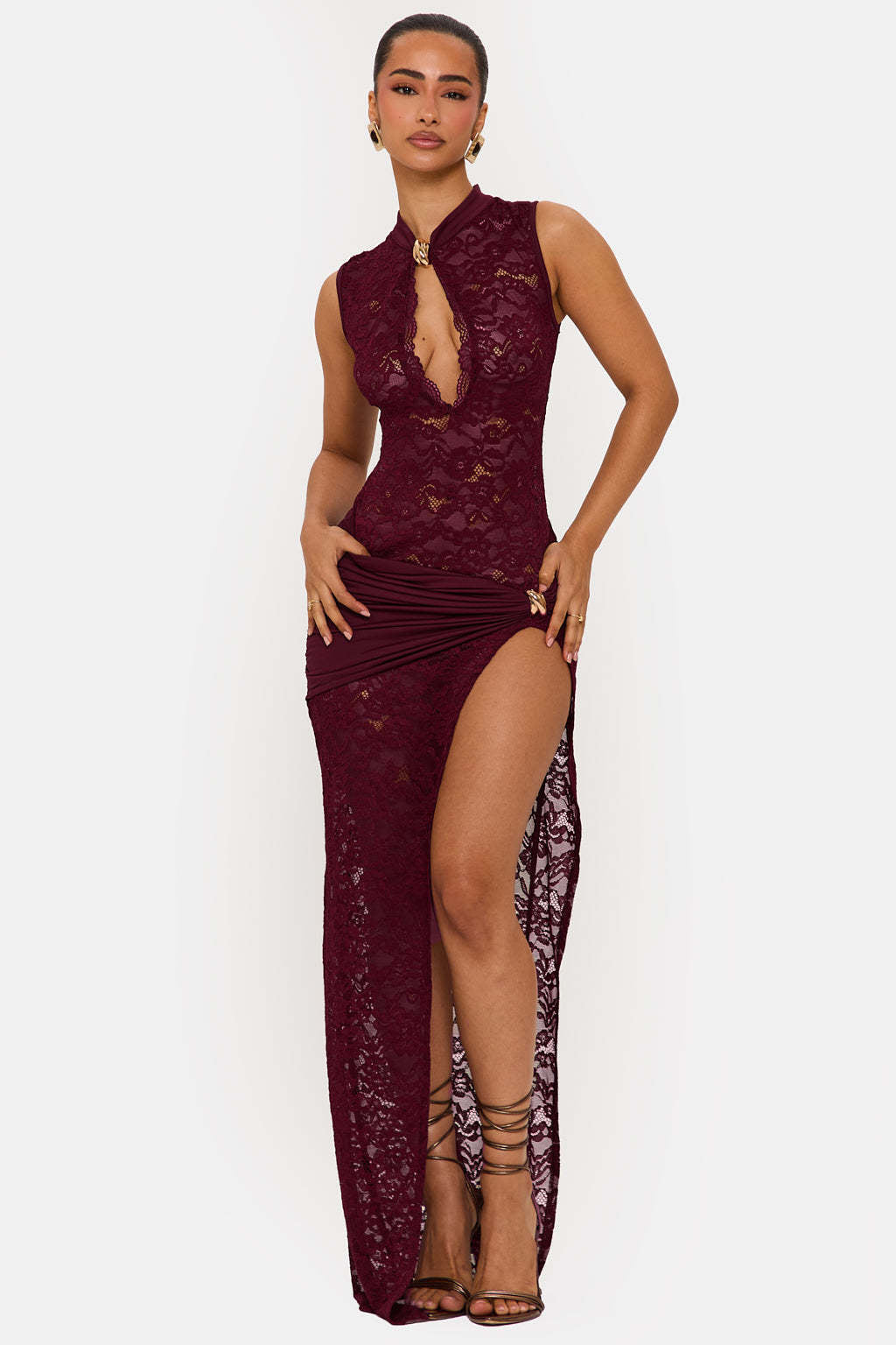 Damen Elegantes Spitzenkleid mit tiefem V-Ausschnitt und drapiertem Saum Echo Archiv