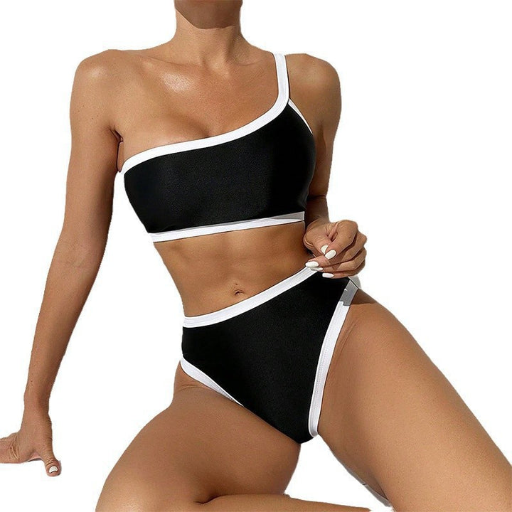 Damen Eleganter Einteiliger Badeanzug mit asymmetrischem Schnitt Echo Archiv