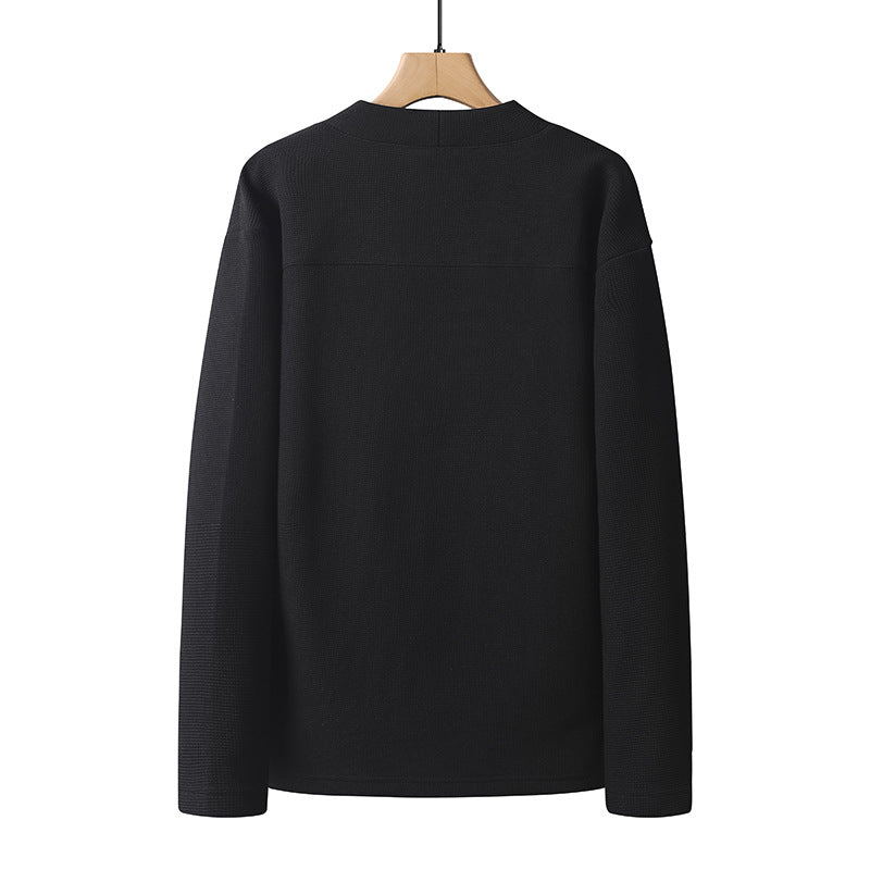 Leichte Strickjacke für Herren mit V-Ausschnitt, Knopfleiste und aufgesetzten Taschen – Marzano