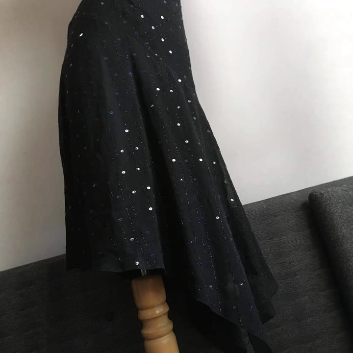 Damen Elegantes Abendkleid mit verführerischen Glitzerakzenten Echo Archiv