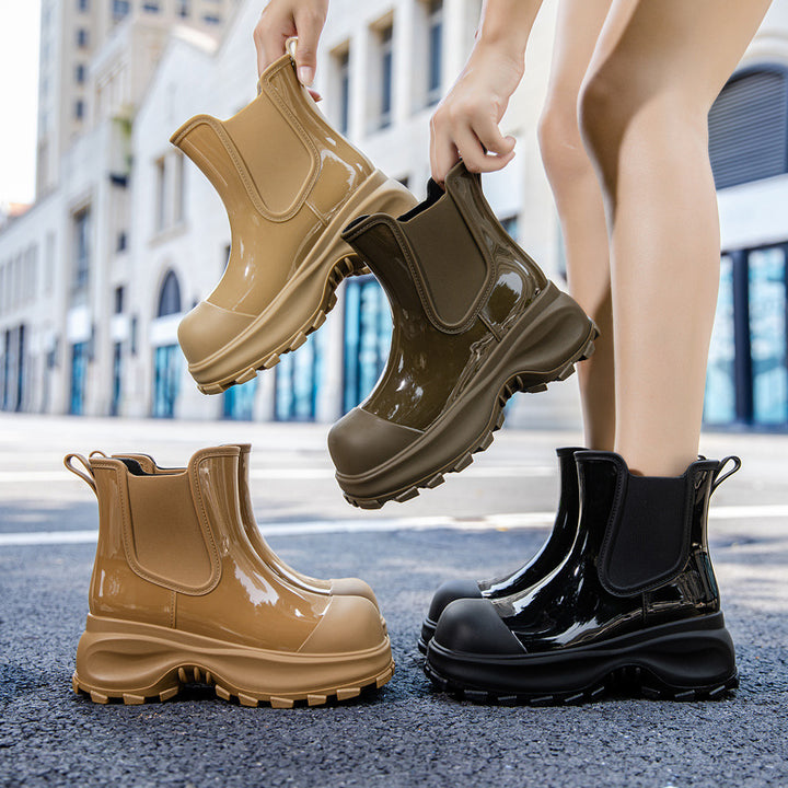 Damen Plateau-Gummistiefelette im Chelsea-Stil mit robuster Lug-Sohle Echoarhiv – Varelle