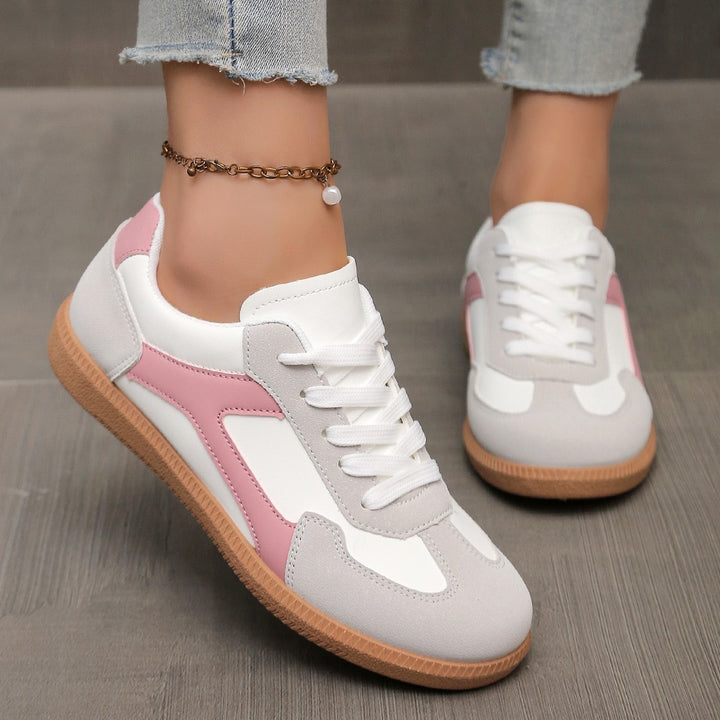 Damen Retro-inspirierte Schnür-Sneaker mit gepolstertem Komfortfußbett – Névara