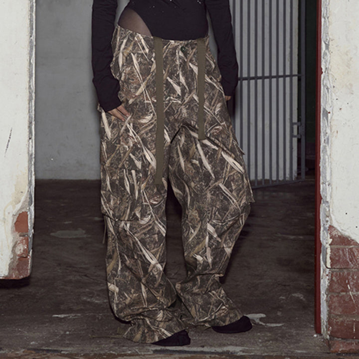 Damen Utility-Hosen im Camouflagedesign mit verstellbarem Bund und praktischen Seitentaschen Echo Archiv