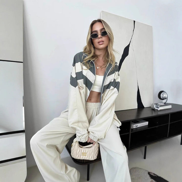 Damen Oversized Windbreaker-Set mit Reißverschlussjacke und elastischer Bundhose – Avérine