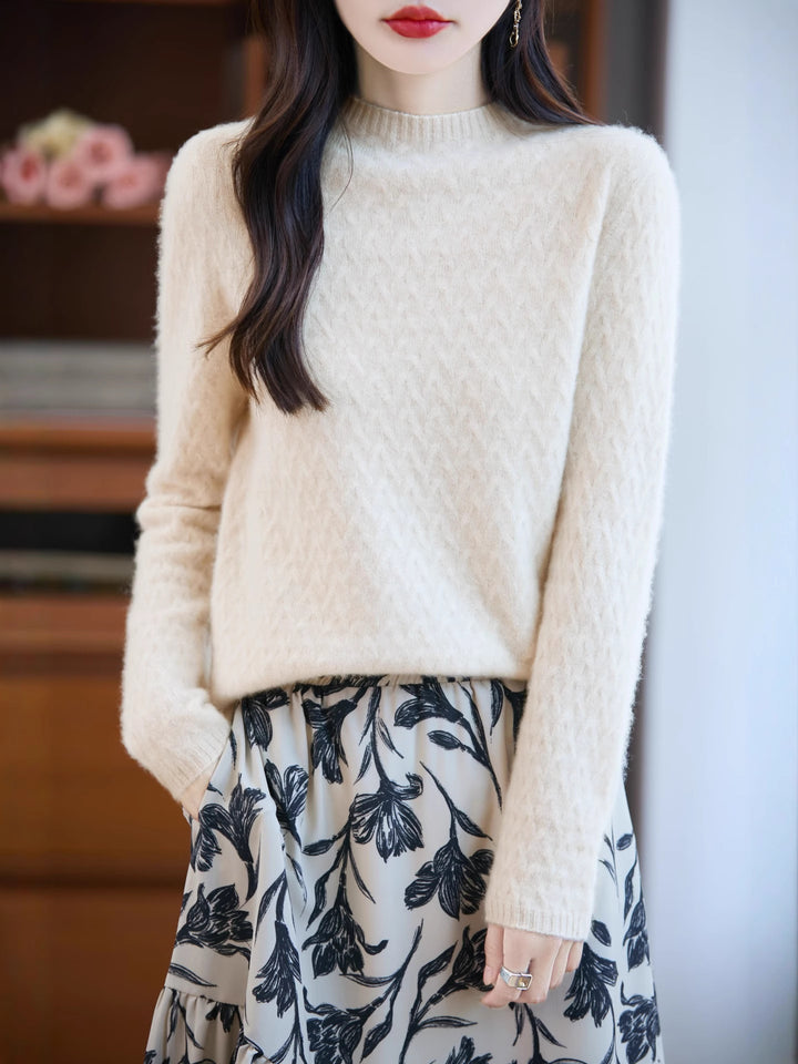 Damen Weicher Feinstrick‑Pullover mit kurzem Mockneck, leichter Mohair‑Optik und entspannter Silhouette Echoarchiv