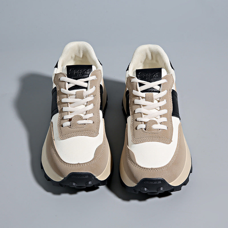 Damen Plateau-Casual-Sneaker mit profiliertem Gum-Profil und Velours-Overlays Echoarchiv