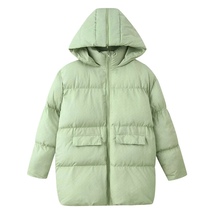Damen gefütterter Oversize Steppmantel mit Kapuze, Thermowattierung und Pattentaschen – Montévia