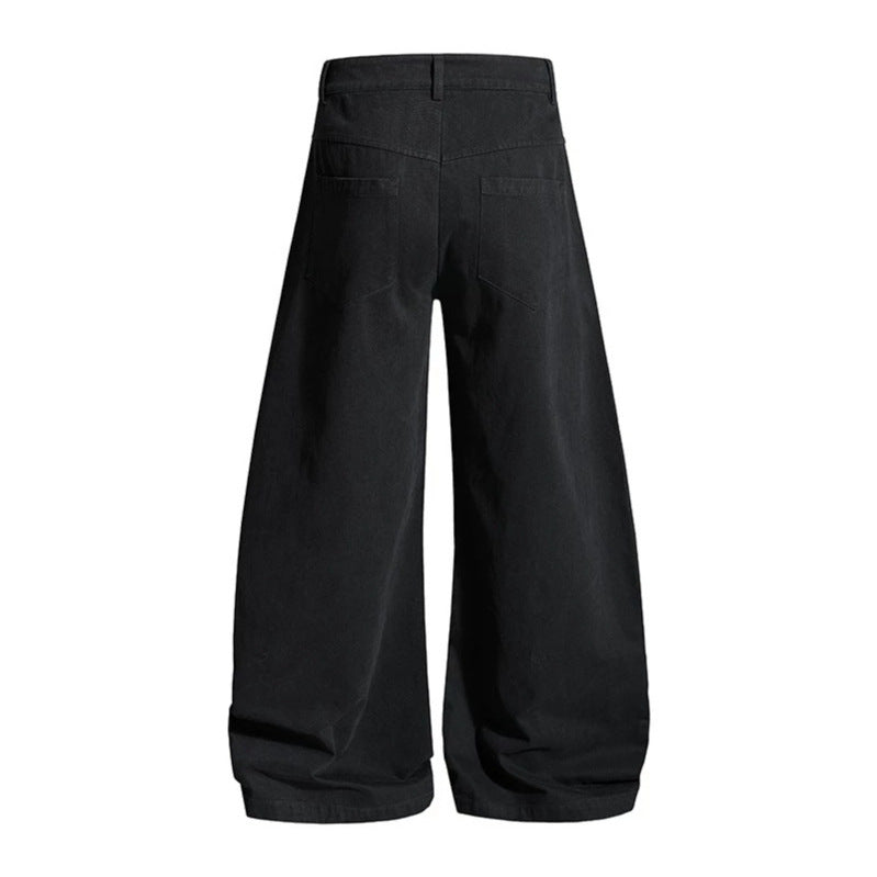Damen Weite Culotte-Cargohose mit hohem Bund und Metallnieten, tiefer Schritt und aufgesetzten Taschen Echoarchiv