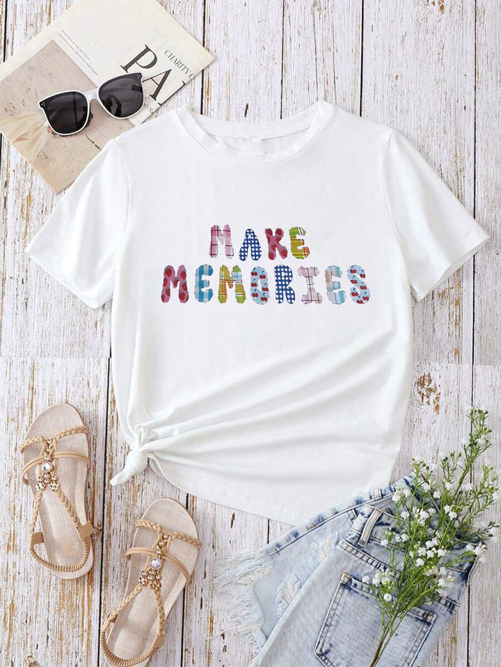 Damen T-Shirt mit kreativem Grafikdruck und luxuriösen Paillettenakzenten Echo Archiv
