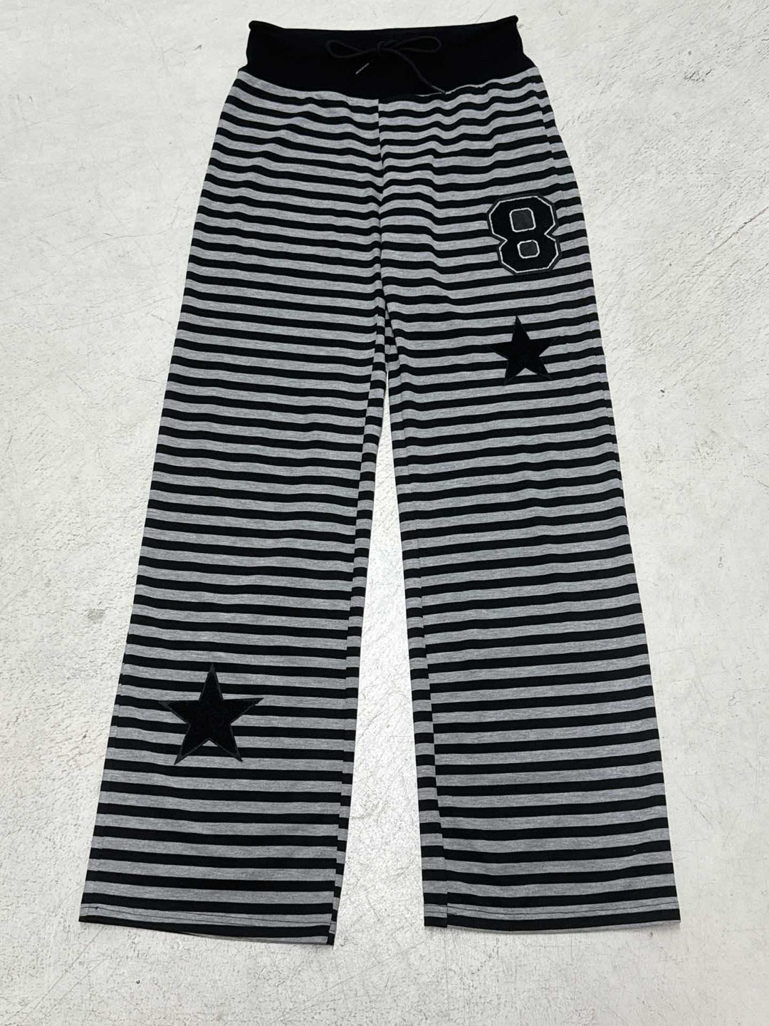 Damen Freizeithose mit gestreiftem Muster und praktischen Seitentaschen Echo Archiv