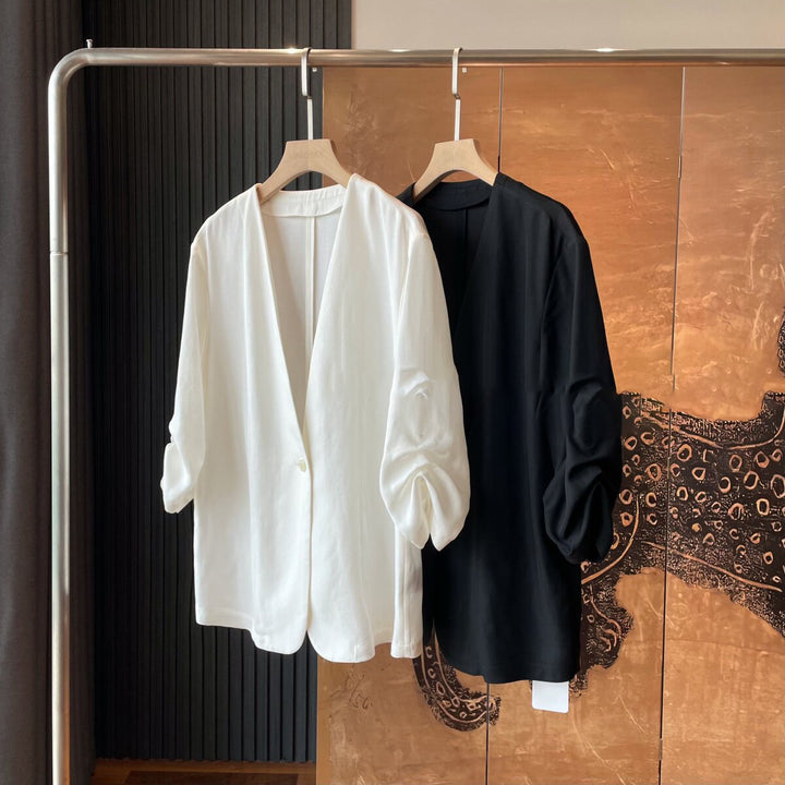 Damen Elegante Bluse mit strahlendem Knopfdetail Echoarchiv