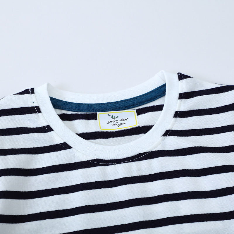 Jungen T-Shirt mit lebhaften Krabbenmotiven Echo Archiv