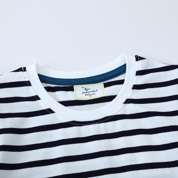 Jungen T-Shirt mit lebhaften Krabbenmotiven Echo Archiv
