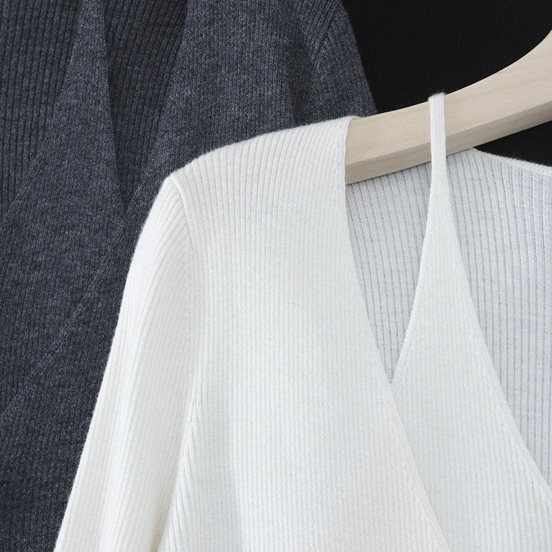 Damen feiner Rippstrick-Cardigan mit integriertem Spaghettitop und tiefem V-Ausschnitt Echo Archiv