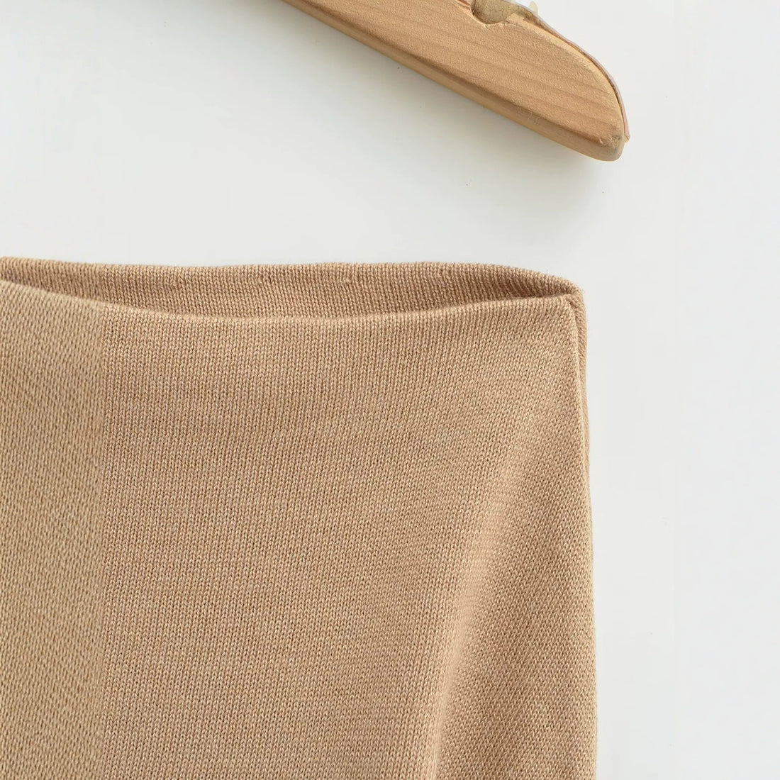 Damen Oversize One-Shoulder Pullover mit Fledermausärmeln und breitem Rippenbund Echoarchiv