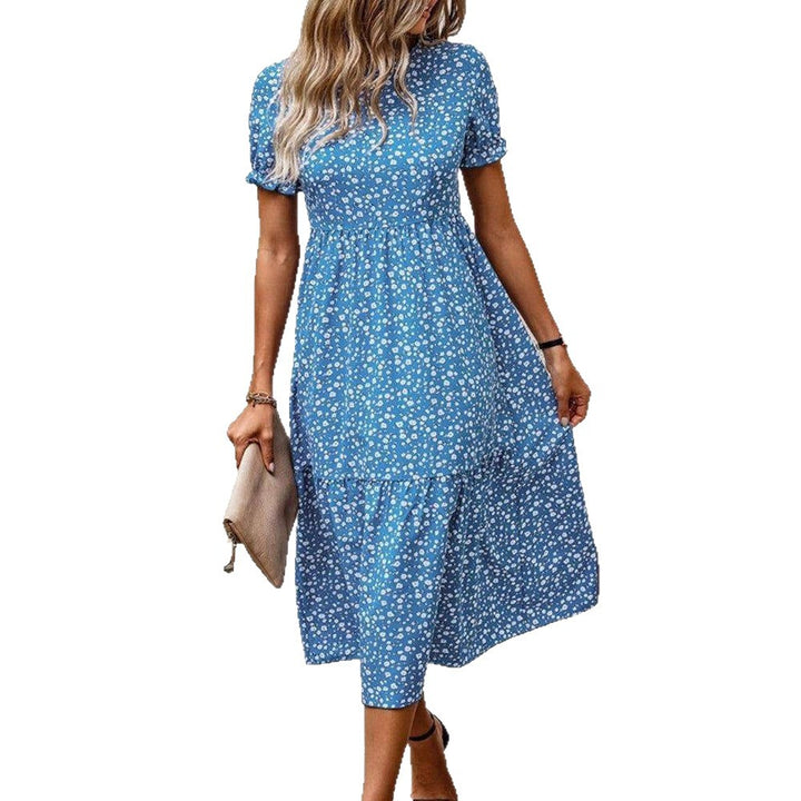 Damen nan ausgestelltes Midikleid mit hohem Rundhalsausschnitt, Puffärmeln, geraffter Empire-Taille und Stufensaum Echo Archiv